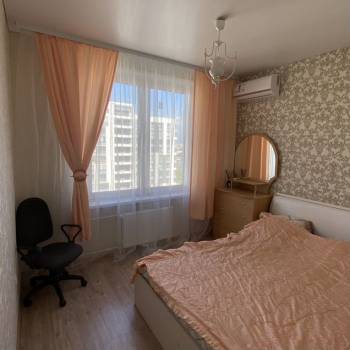Сдается 1-комнатная квартира, 37 м²