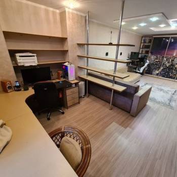 Продается 2-х комнатная квартира, 119 м²