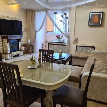 Продается 2-х комнатная квартира, 119 м²