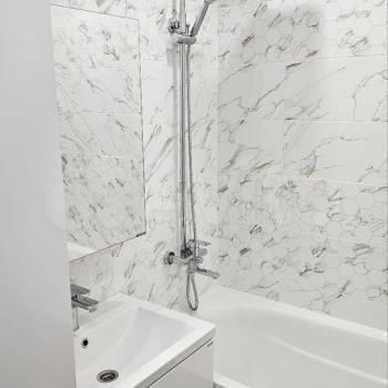 Сдается 2-х комнатная квартира, 72 м²