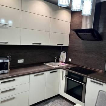 Сдается 2-х комнатная квартира, 60 м²
