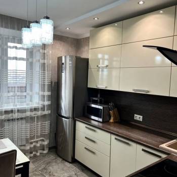 Сдается 2-х комнатная квартира, 60 м²