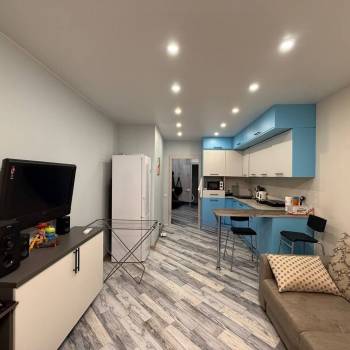 Продается 1-комнатная квартира, 33 м²