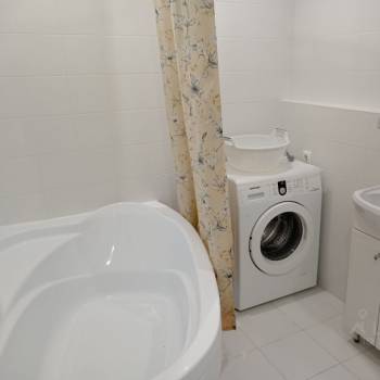 Сдается 1-комнатная квартира, 43 м²