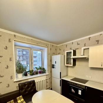 Продается 1-комнатная квартира, 48,2 м²