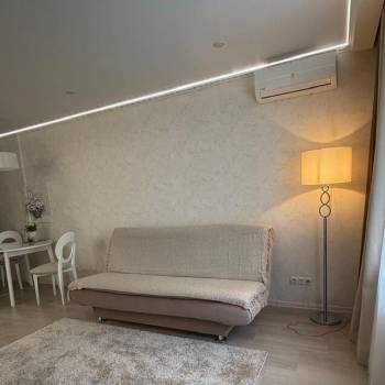 Сдается 1-комнатная квартира, 41 м²
