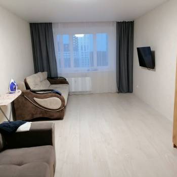 Продается 1-комнатная квартира, 41 м²