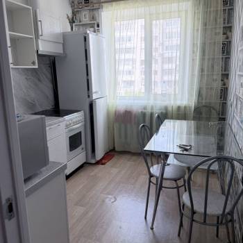 Сдается Многокомнатная квартира, 64,9 м²