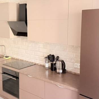 Сдается 1-комнатная квартира, 40,6 м²