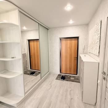 Сдается 1-комнатная квартира, 40,6 м²