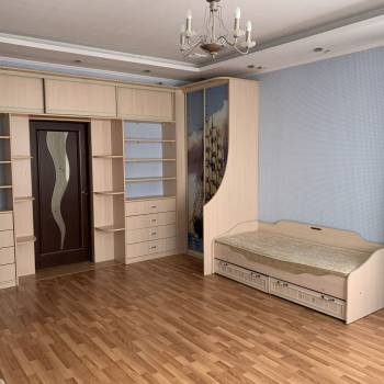 Сдается Дом, 240 м²