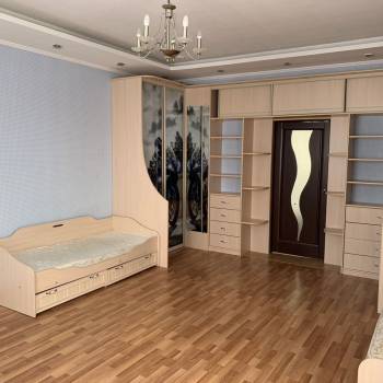 Сдается Дом, 240 м²