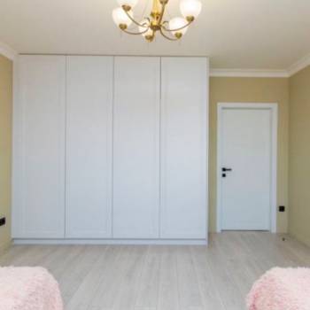 Продается Многокомнатная квартира, 120 м²