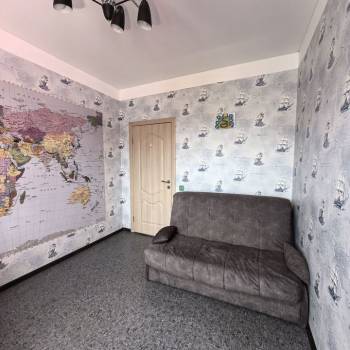 Продается Многокомнатная квартира, 82,5 м²