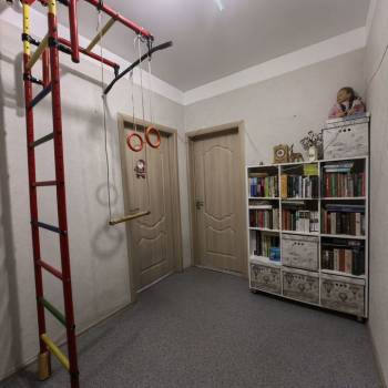 Продается Многокомнатная квартира, 82,5 м²