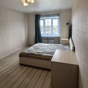Продается Многокомнатная квартира, 82,5 м²