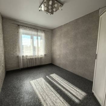 Продается Многокомнатная квартира, 82,5 м²
