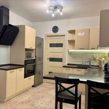 Продается 2-х комнатная квартира, 64 м²