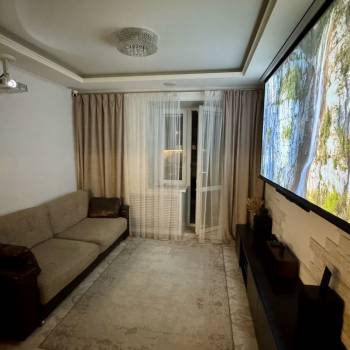 Продается 2-х комнатная квартира, 64 м²