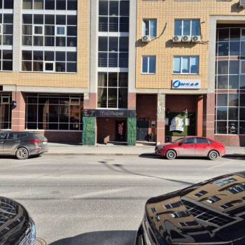 Сдается Нежилое помещение, 227 м²