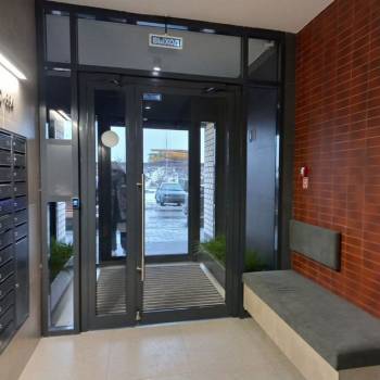 Продается Многокомнатная квартира, 72,4 м²