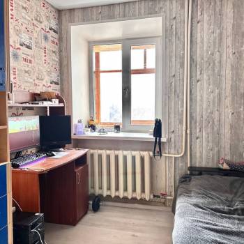 Продается Многокомнатная квартира, 72,4 м²