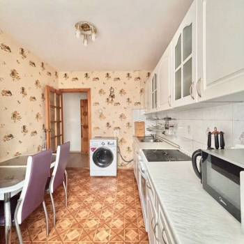 Продается Многокомнатная квартира, 72,4 м²