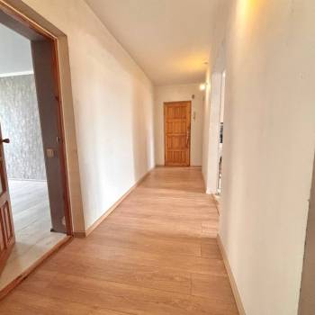 Продается Многокомнатная квартира, 72,4 м²