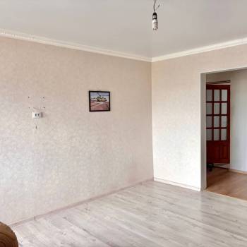 Продается Многокомнатная квартира, 72,4 м²