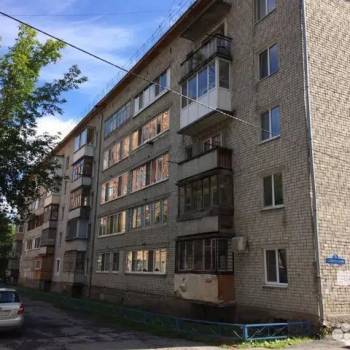 Продается 3-х комнатная квартира, 61 м²