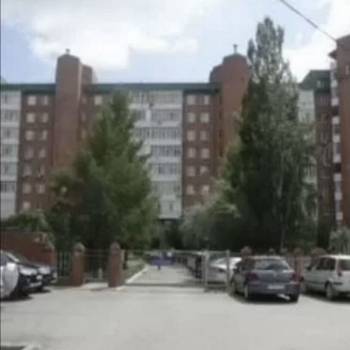 Продается Многокомнатная квартира, 183,9 м²