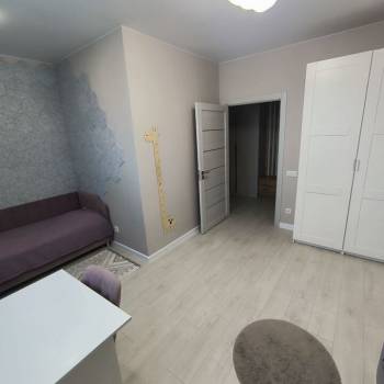 Продается Многокомнатная квартира, 101 м²