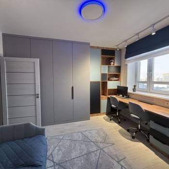 Продается Многокомнатная квартира, 101 м²