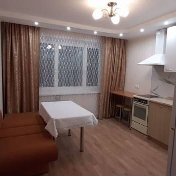 Сдается 1-комнатная квартира, 39 м²