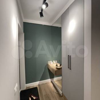 Сдается 1-комнатная квартира, 54 м²
