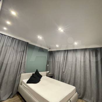Сдается 1-комнатная квартира, 54 м²