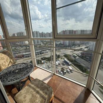 Сдается 1-комнатная квартира, 54 м²