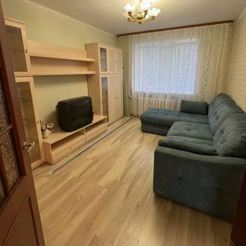 Сдается 2-х комнатная квартира, 60 м²