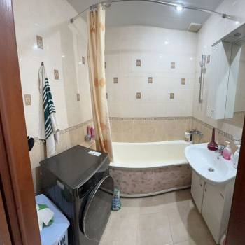 Сдается 2-х комнатная квартира, 60 м²