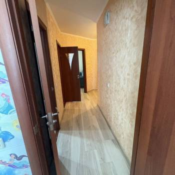 Сдается 2-х комнатная квартира, 60 м²