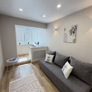 Продается 1-комнатная квартира, 12,7 м²