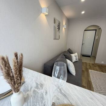 Продается 1-комнатная квартира, 12,7 м²