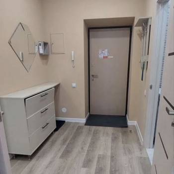 Продается 1-комнатная квартира, 44 м²