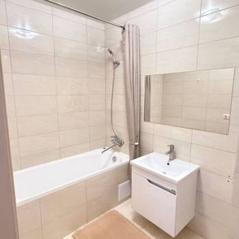 Сдается 2-х комнатная квартира, 40 м²