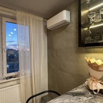 Продается 1-комнатная квартира, 40 м²