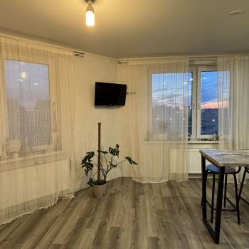 Продается 1-комнатная квартира, 40 м²