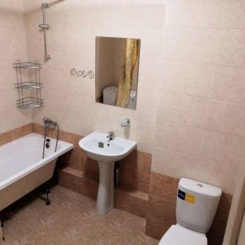 Сдается 1-комнатная квартира, 40 м²