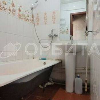 Продается Многокомнатная квартира, 62 м²