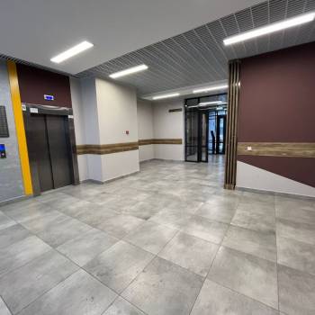 Продается 3-х комнатная квартира, 75,7 м²