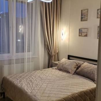Сдается 1-комнатная квартира, 40 м²